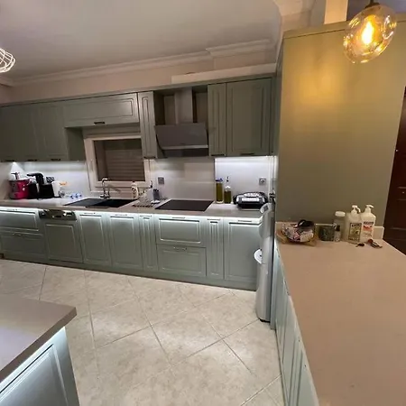 Holiday home Alacati Carsida, Oezel Havuzlu 4 Odali Cesme